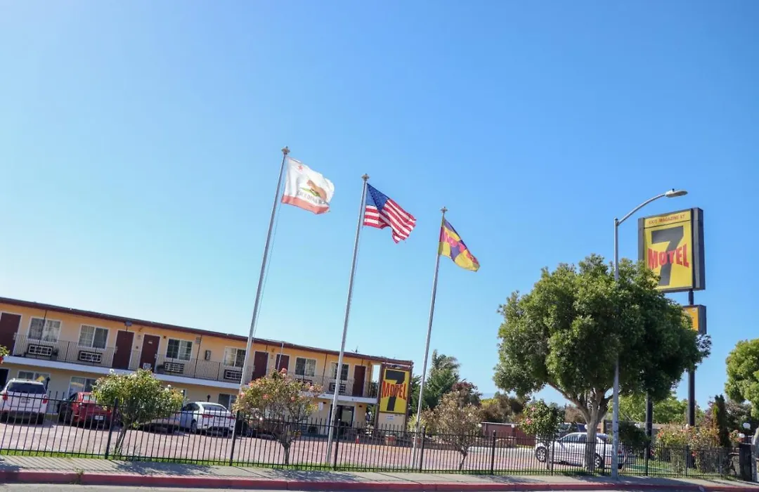 Motel 7 - Near Six Flags, Vallejo - Napa Valley-1