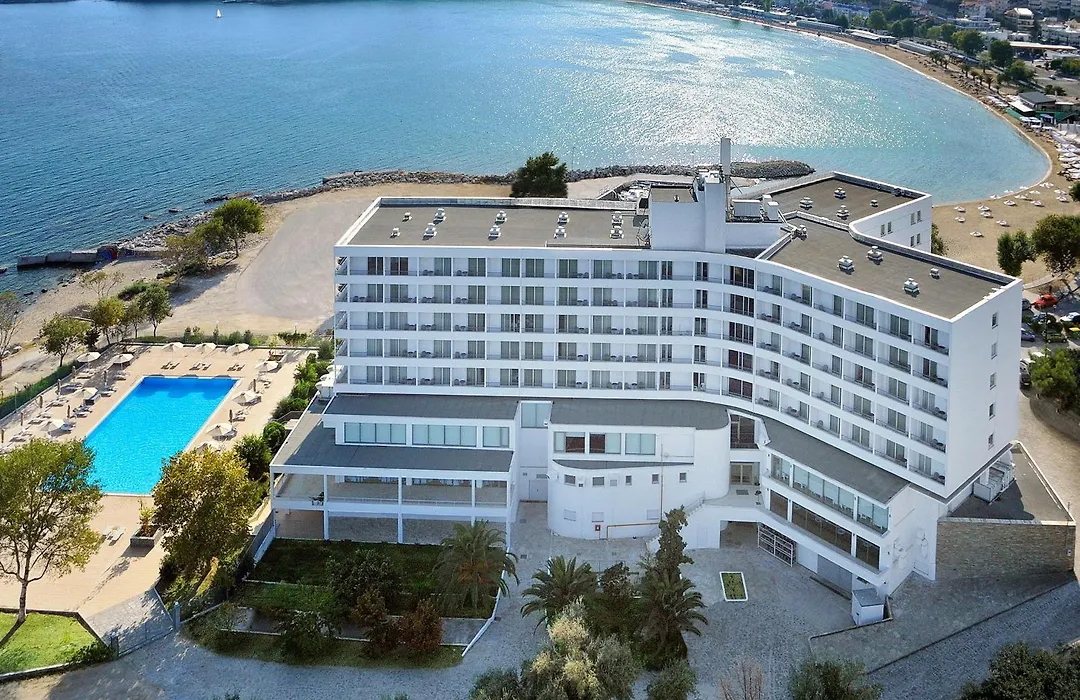 Lucy Hotel-1