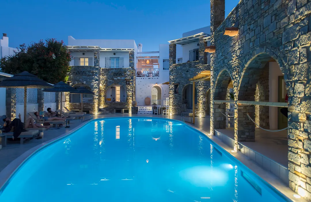 Zefi Hotel & Suites-1