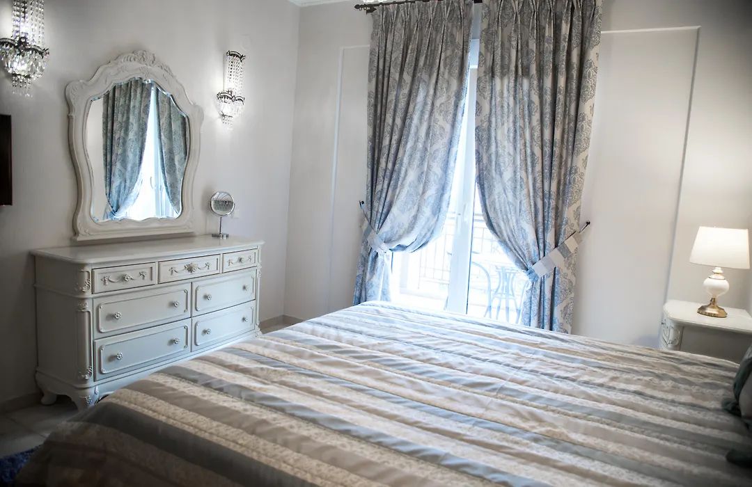 Achtis Hotel-1