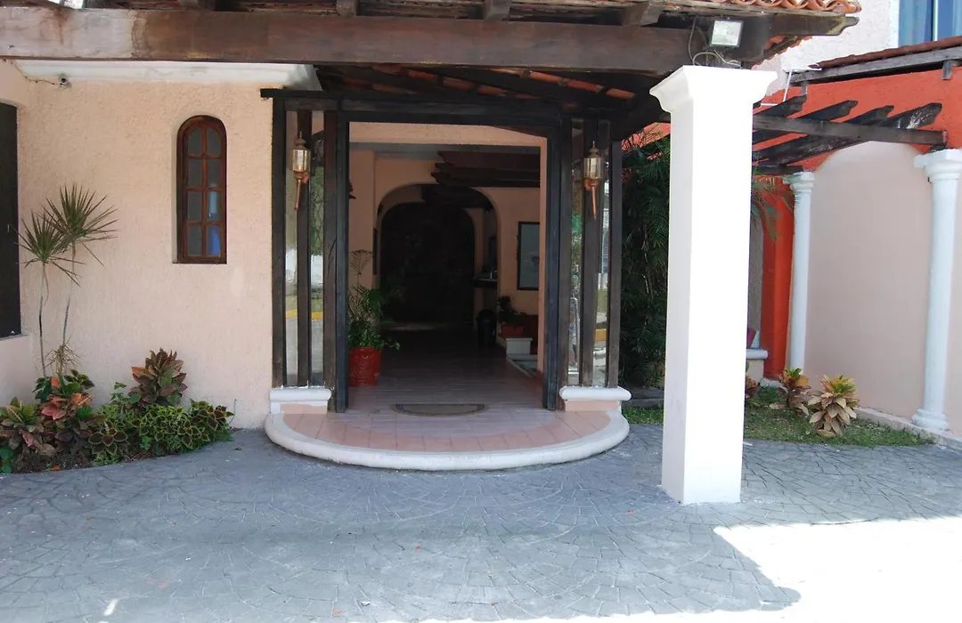 Hotel Tankah Cancun-1