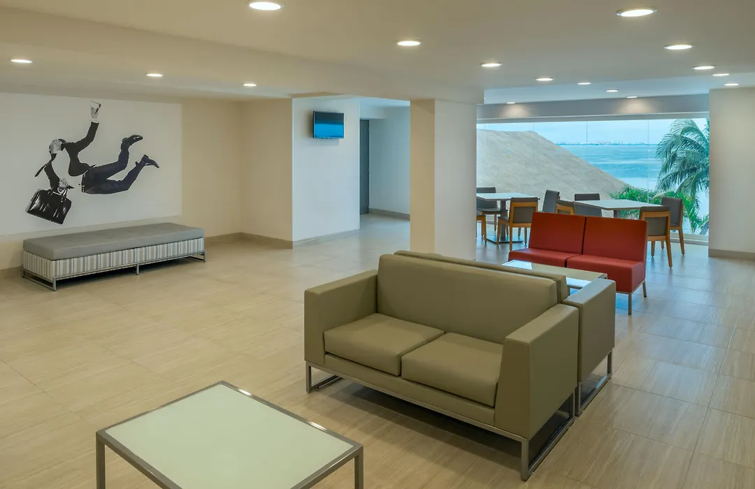 Real Inn Cancún-1