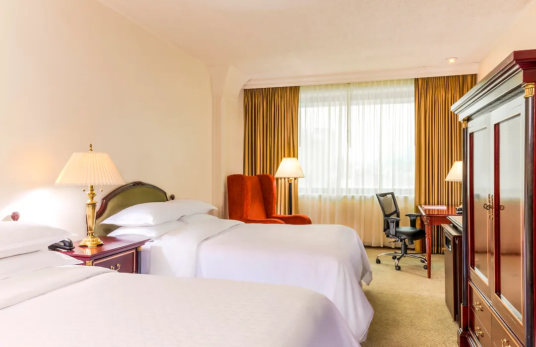 Wyndham Monterrey Ambassador Centro-1