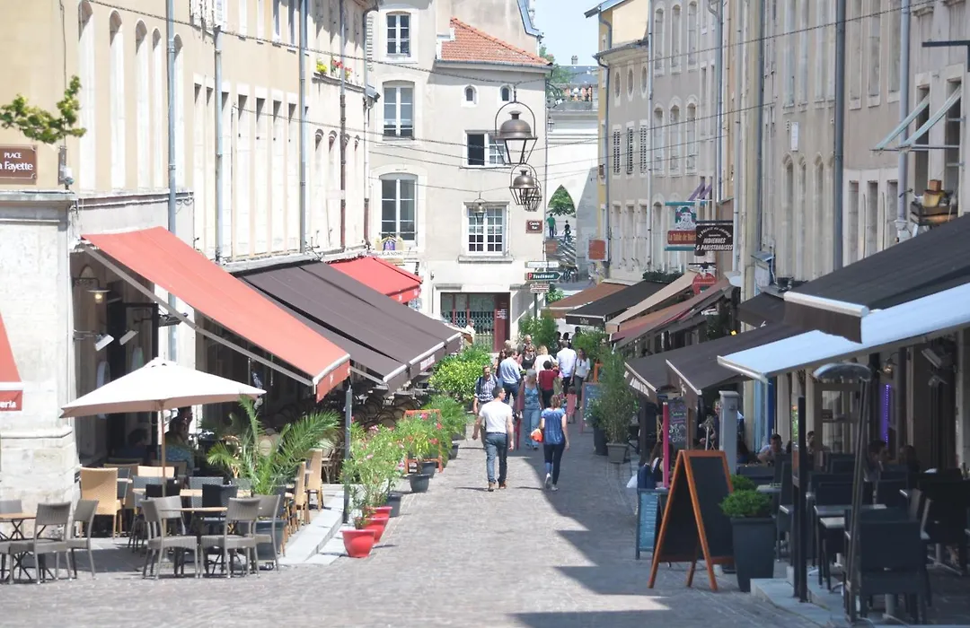 Hotel Foch Nancy Gare-1