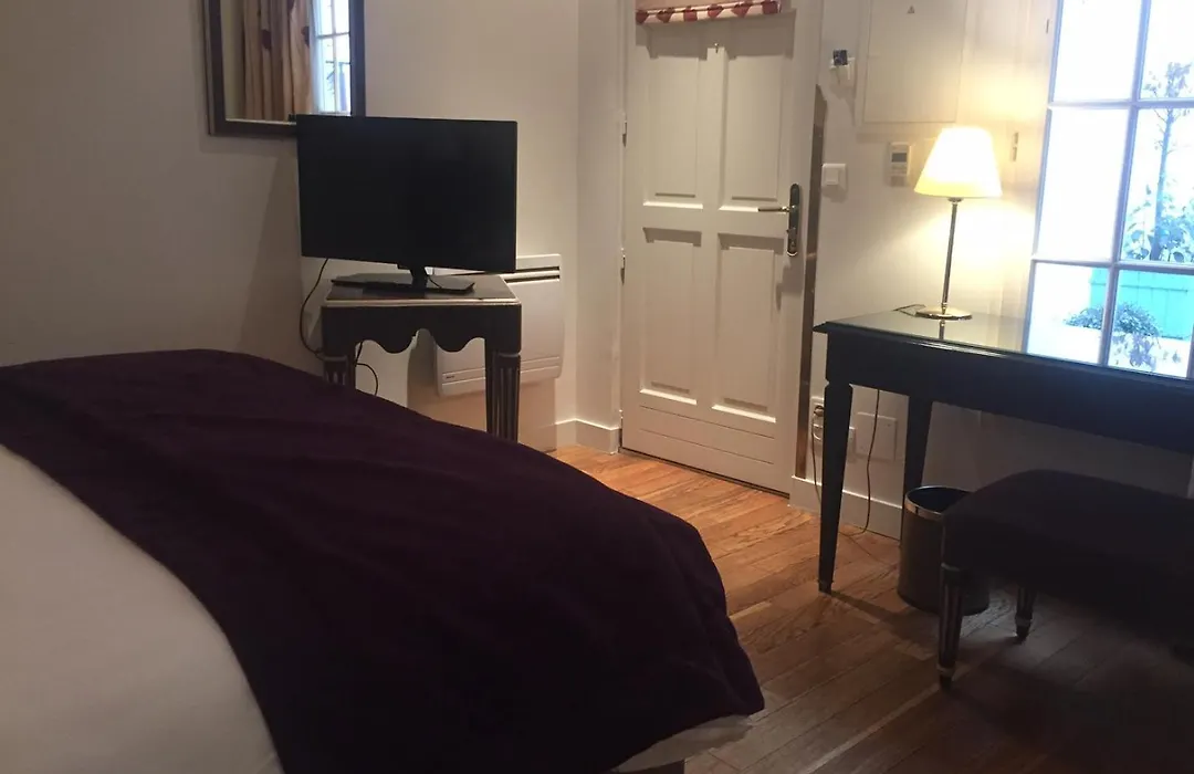 Hotel Suites Unic Renoir Saint-Germain-1