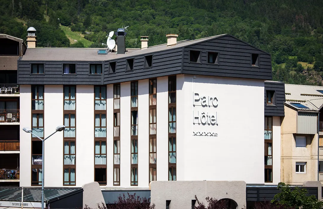 SOWELL HOTELS Le Parc&Spa-1