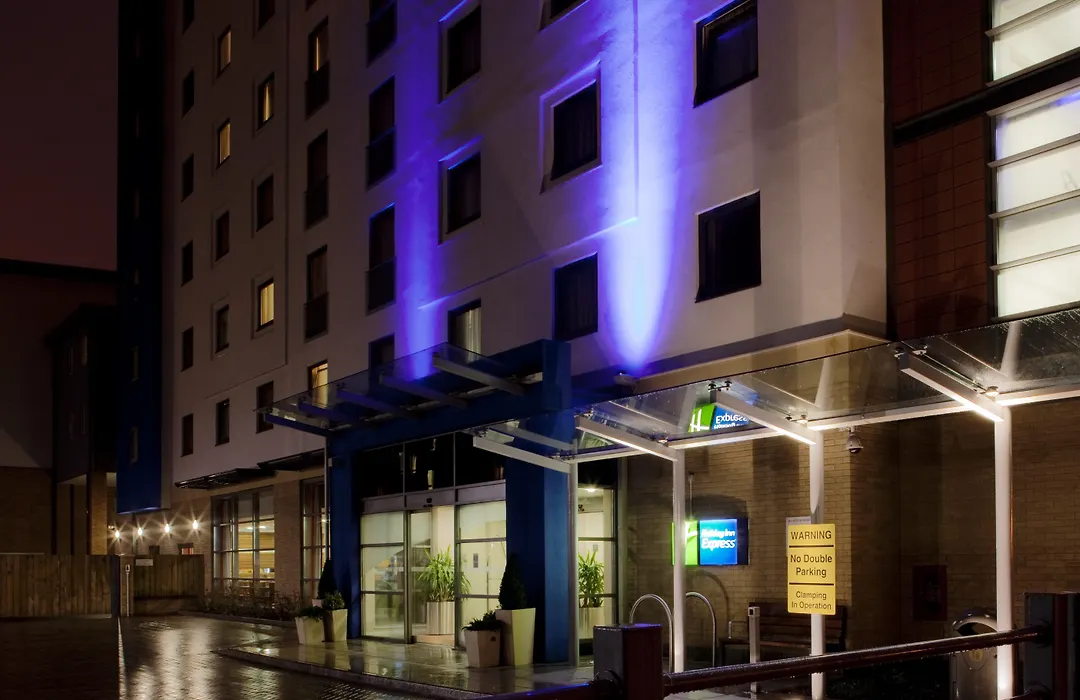 Holiday Inn Express Slough-1