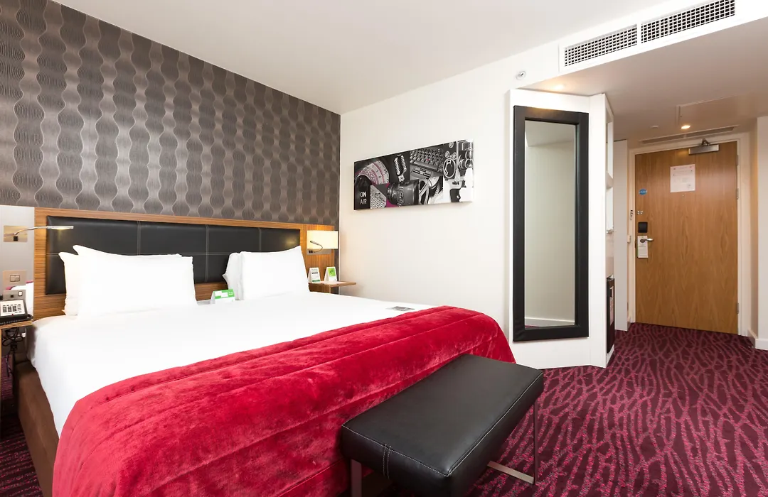 Holiday Inn Manchester-Mediacityuk By Ihg-1