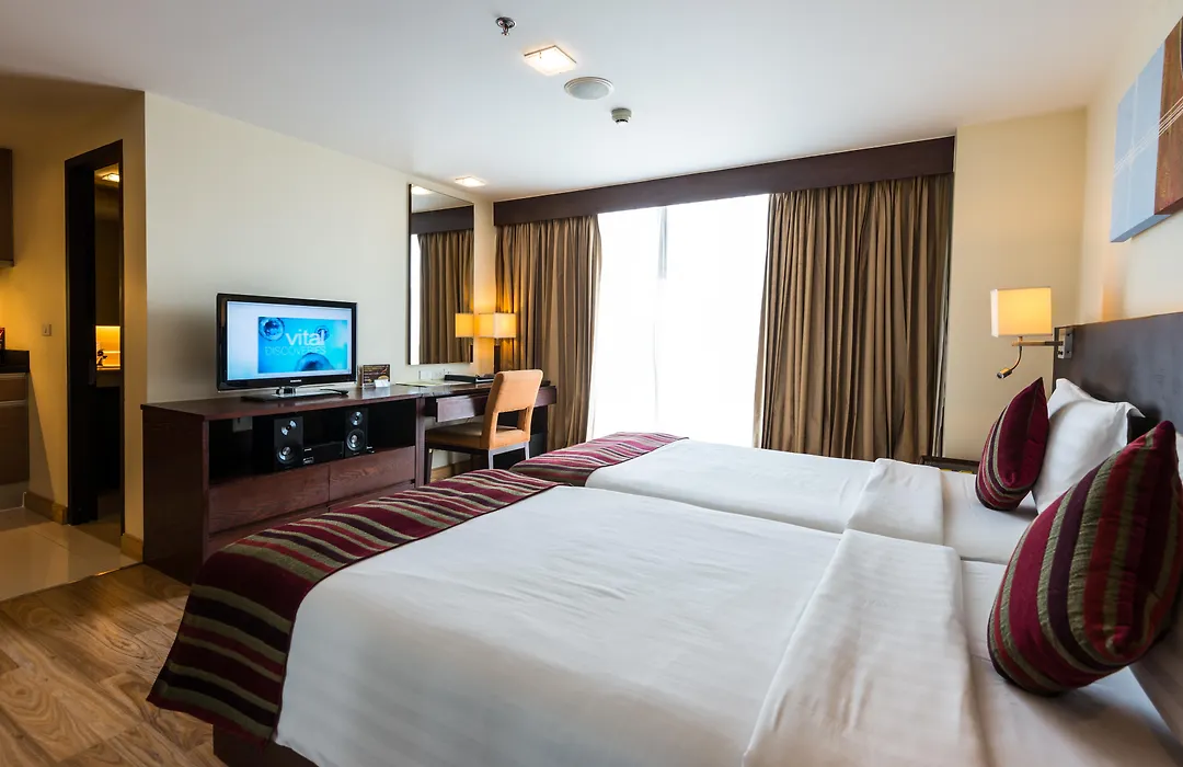 Lohas Residences Sukhumvit 2-1