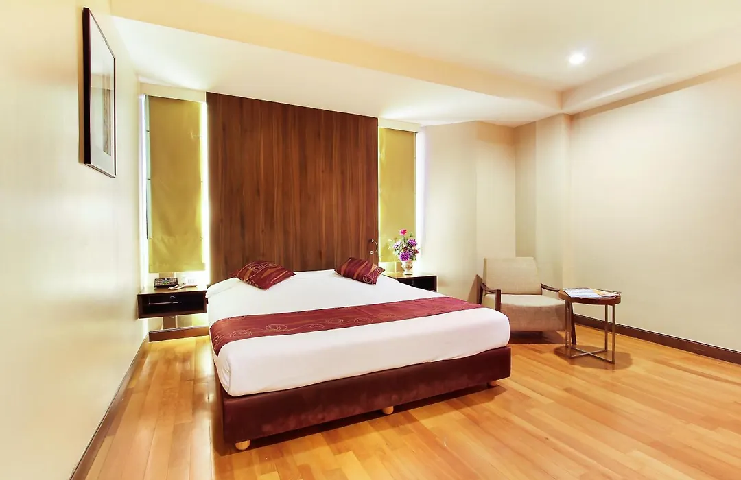 Bally Suite Silom-1