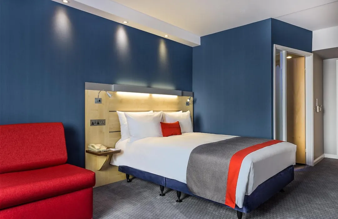 Holiday Inn Express London - Watford Junction By Ihg-1