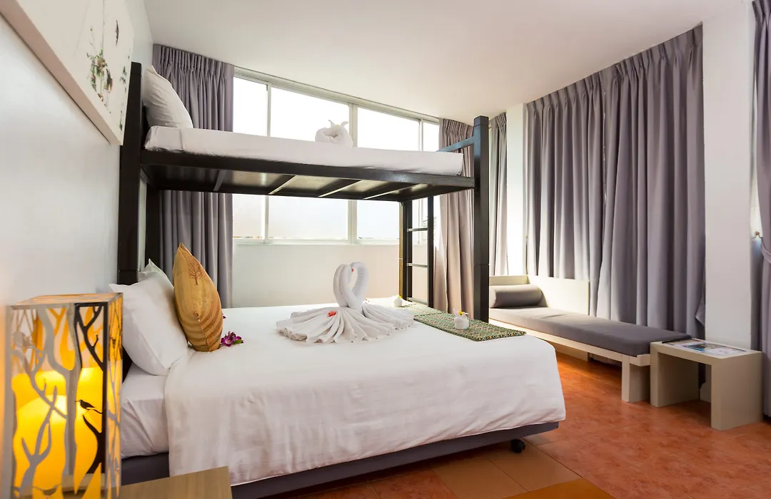 On Hotel Phuket - Sha-1