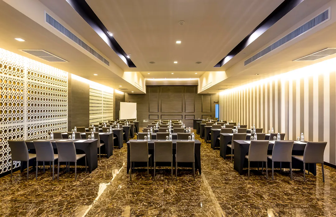 Tsix5 Hotel-1