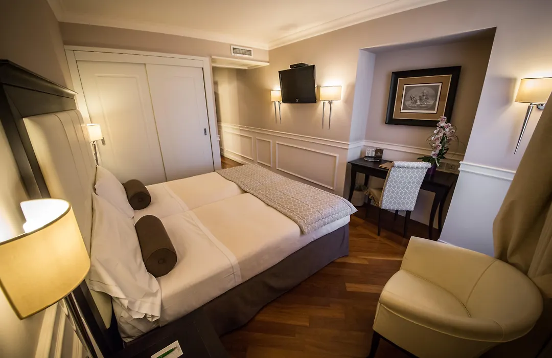 Victoria Hotel Letterario-1
