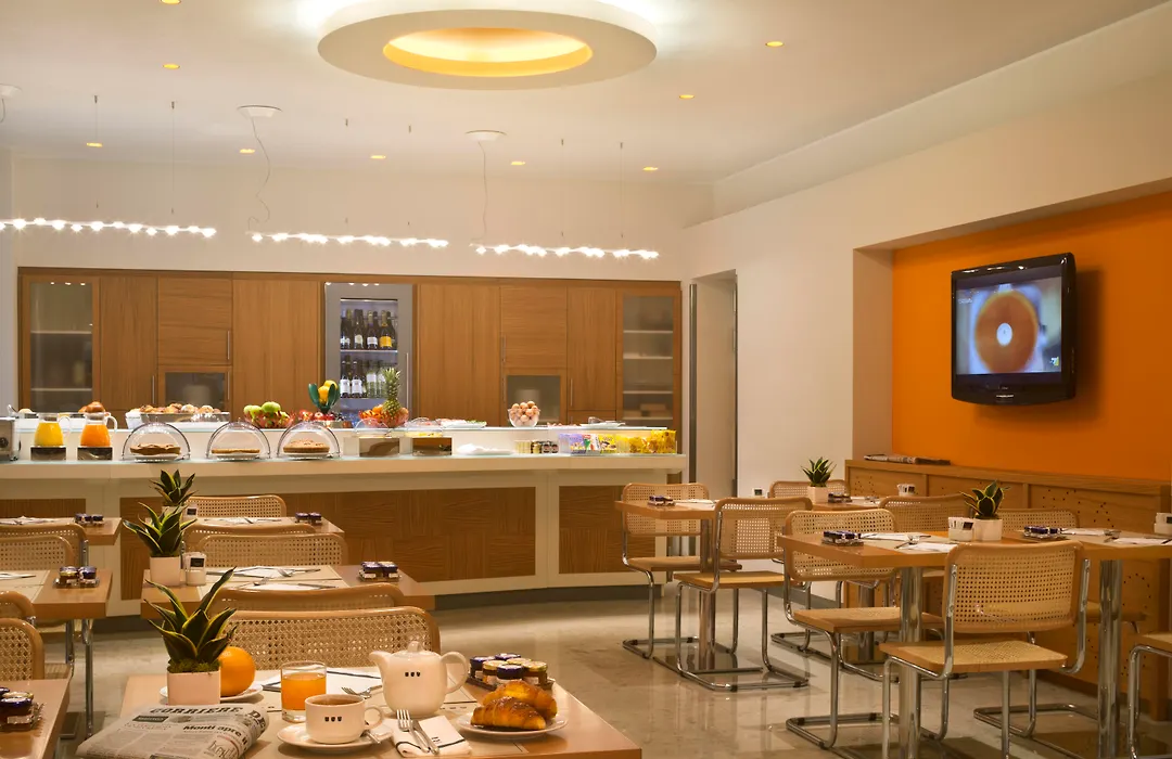 Una Hotels Mediterraneo Milano-1