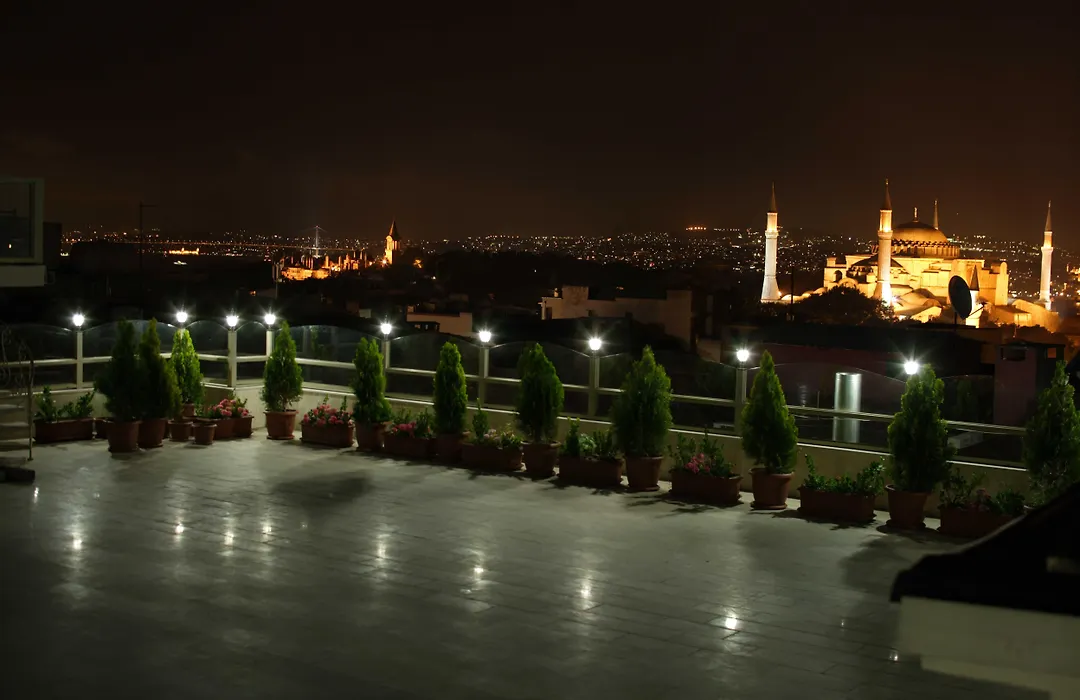 Hotel Sultanhan - Special Category-1