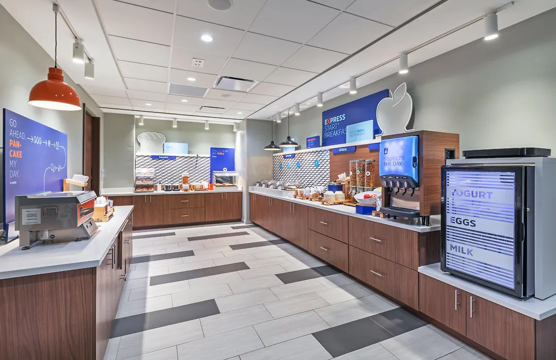 Holiday Inn Express & Suites Parsons By Ihg-1