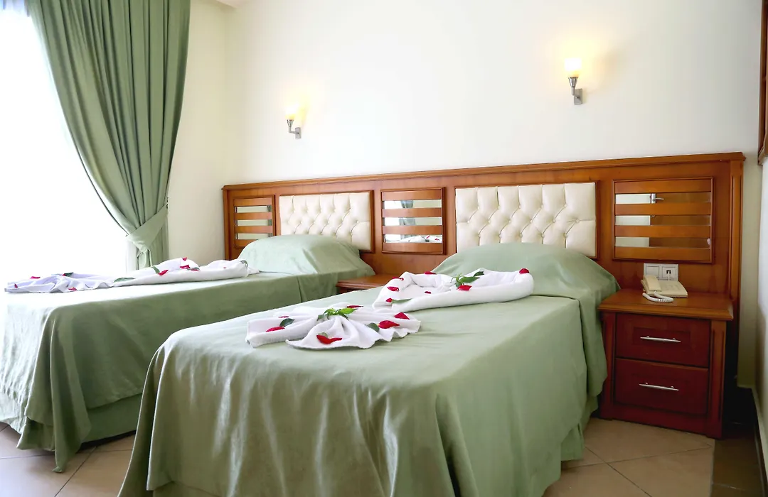 Club Karakas Apart Otel-1