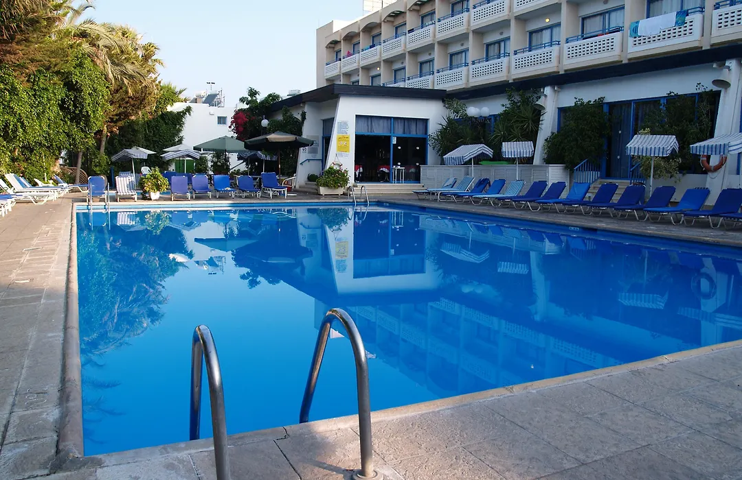 Paphiessa Hotel & Apartments-1