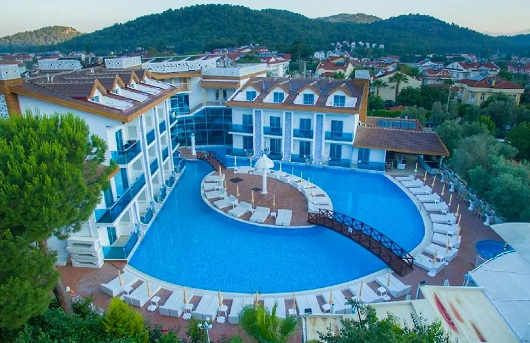 Ocean Blue High Class Hotel & Spa-1