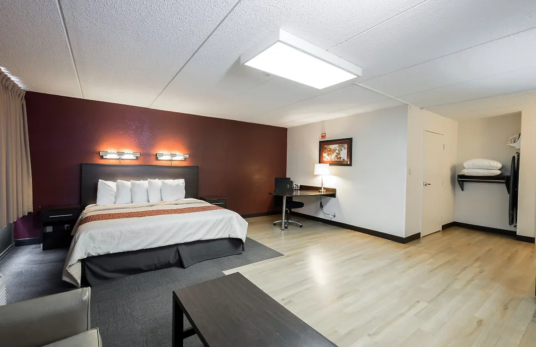 Red Roof Inn Plus+ Boston - Woburn/ Burlington-1