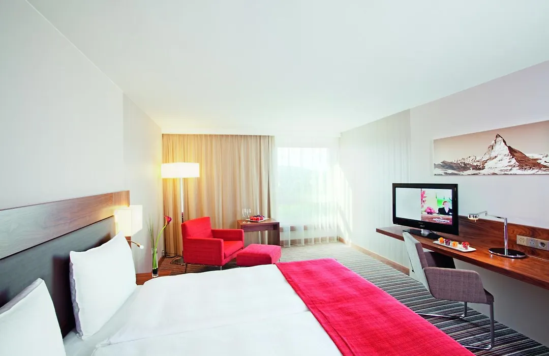 Mövenpick Hotel Zürich-Airport-1