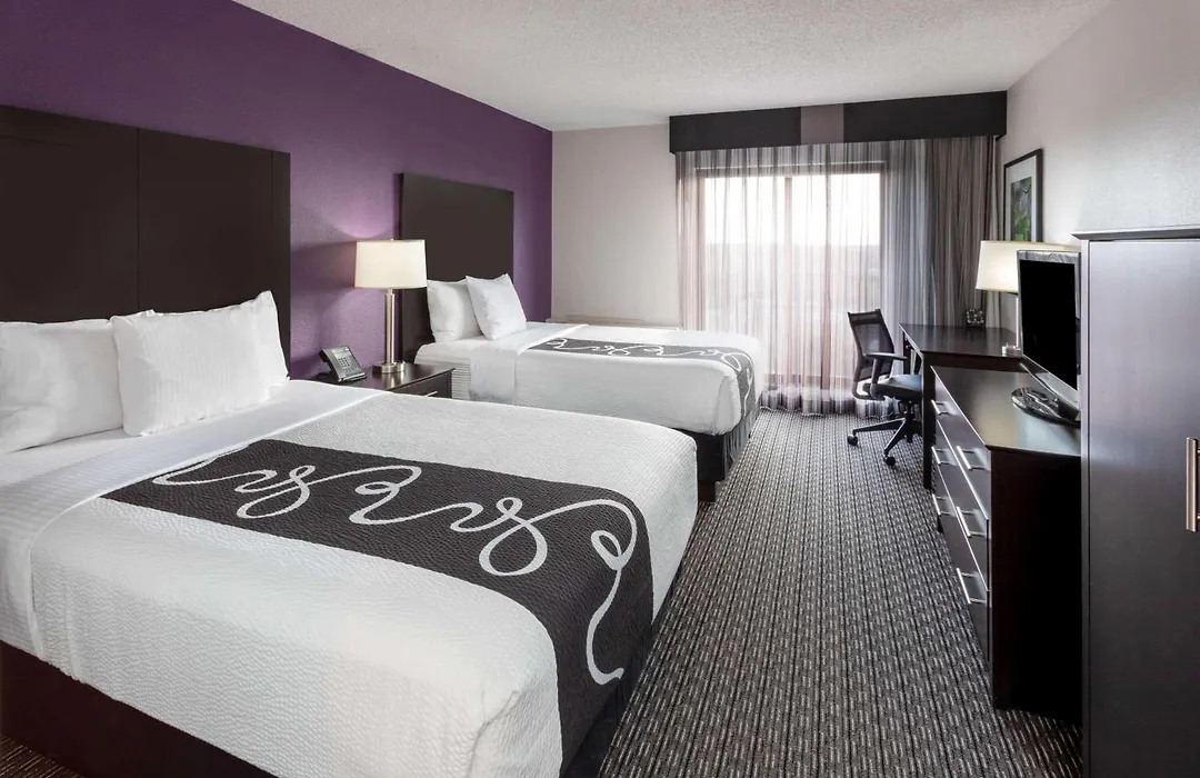 Bloom Hotel-1