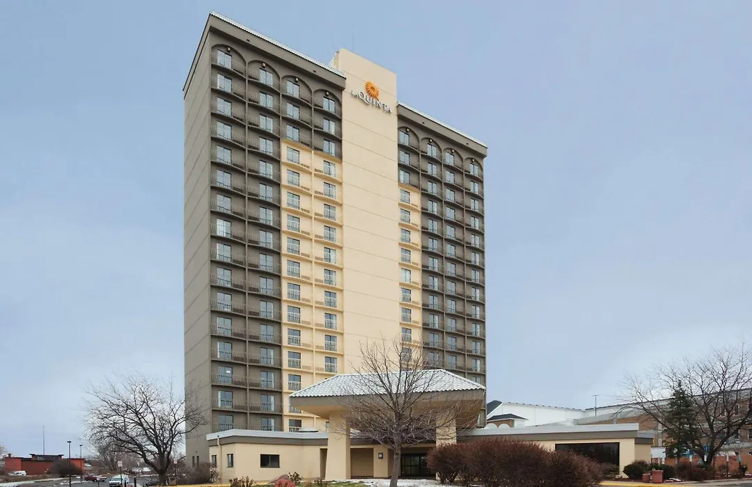 Bloom Hotel-1