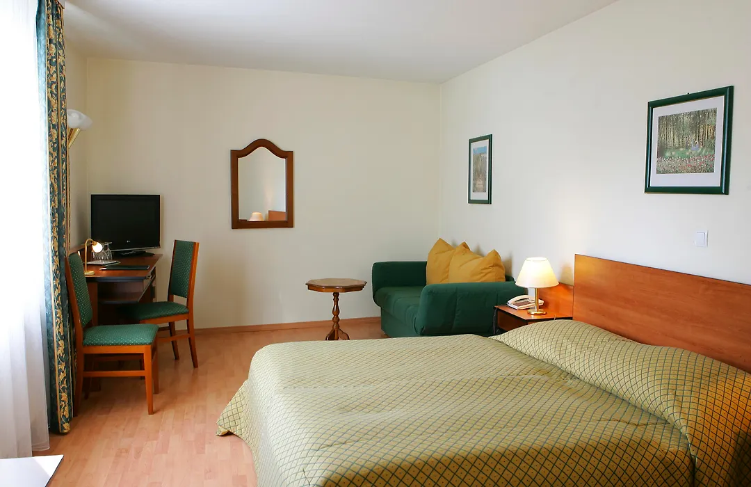 Caratart Hotel Bombolo Wien-1