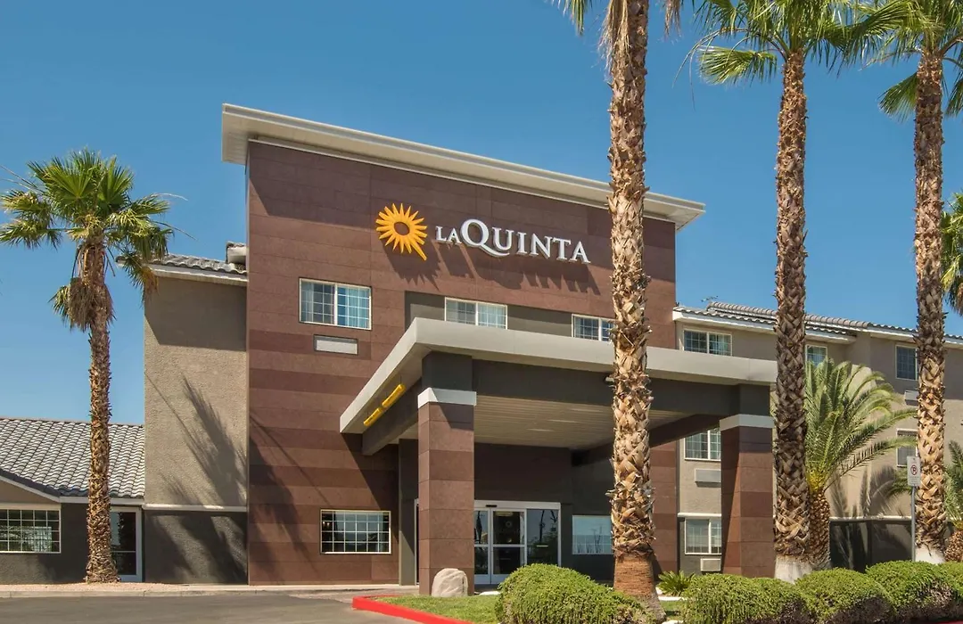 La Quinta Inn & Suites By Wyndham Las Vegas Nellis-1