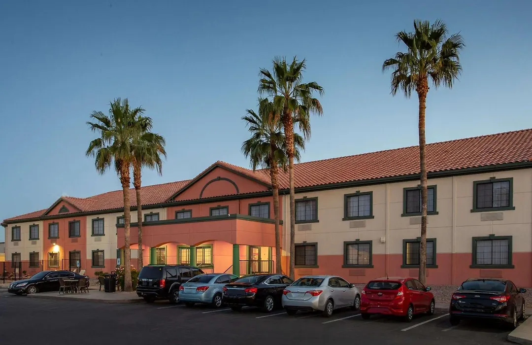 Baymont By Wyndham Phoenix I-10 Near 51St Ave-1