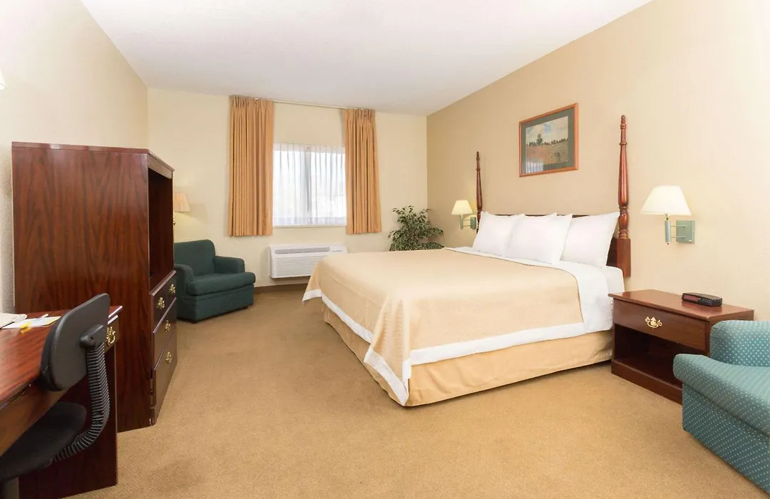 Days Inn By Wyndham Colorado Springs Airport-1