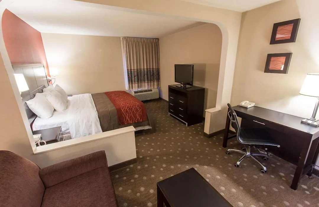 Comfort Inn Pittsburgh Crafton-1