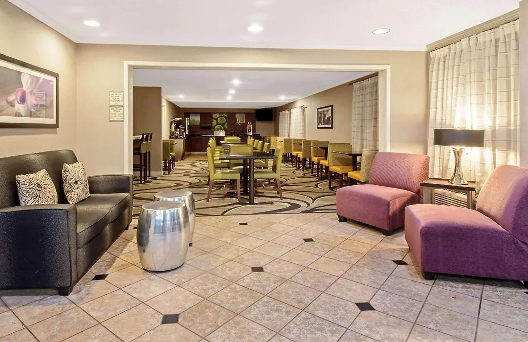 La Quinta By Wyndham Harrisburg Airport Hershey-1