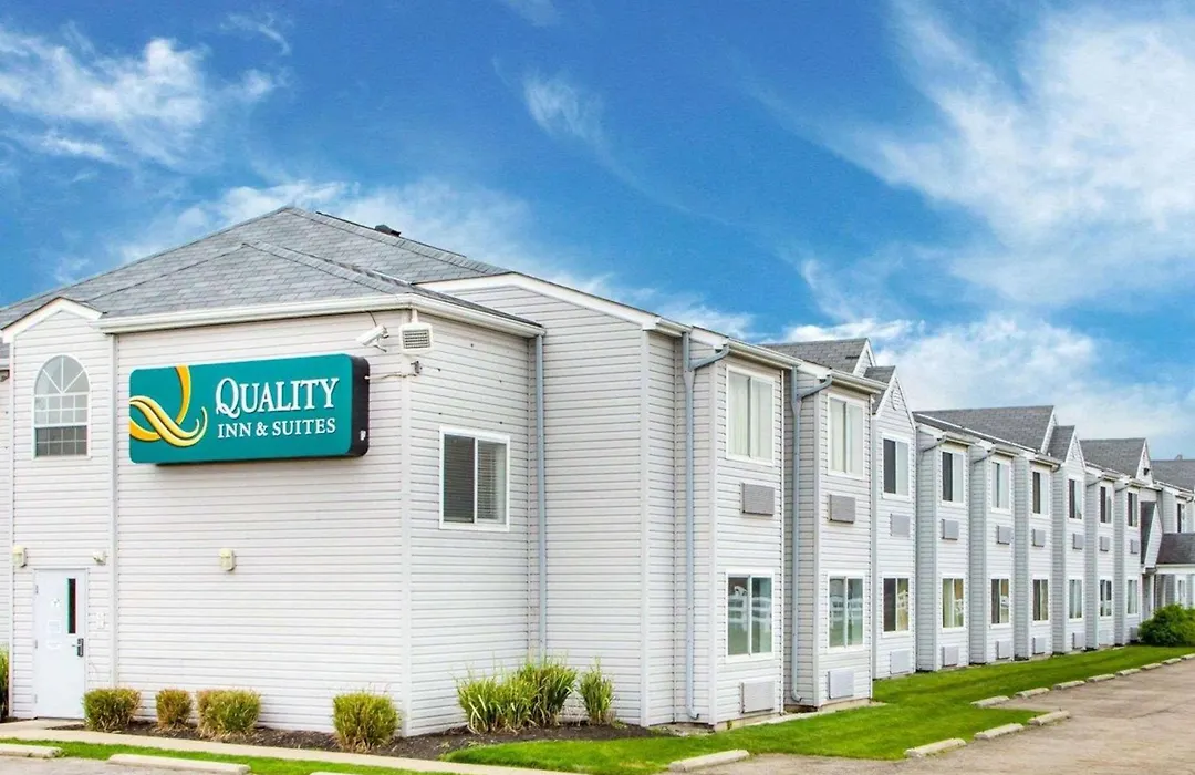 Quality Inn & Suites North-Polaris-1