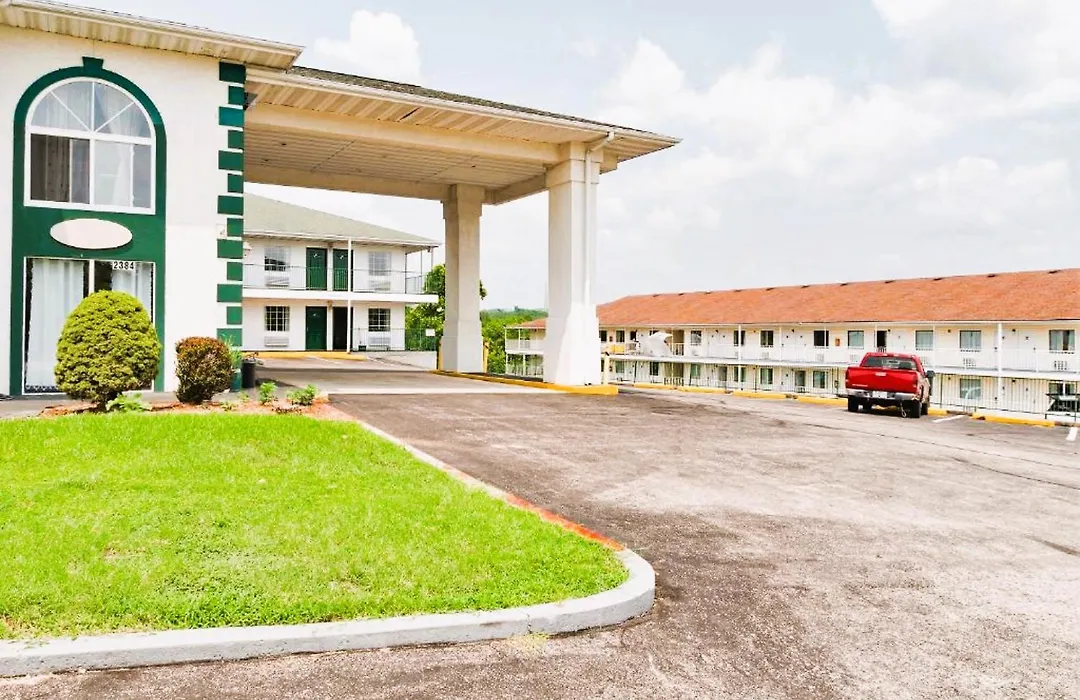 Evergreen Inn-1