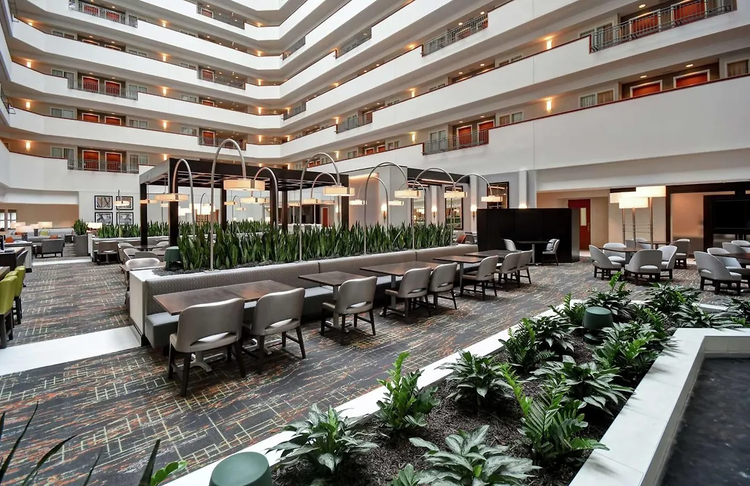 Embassy Suites Little Rock-1