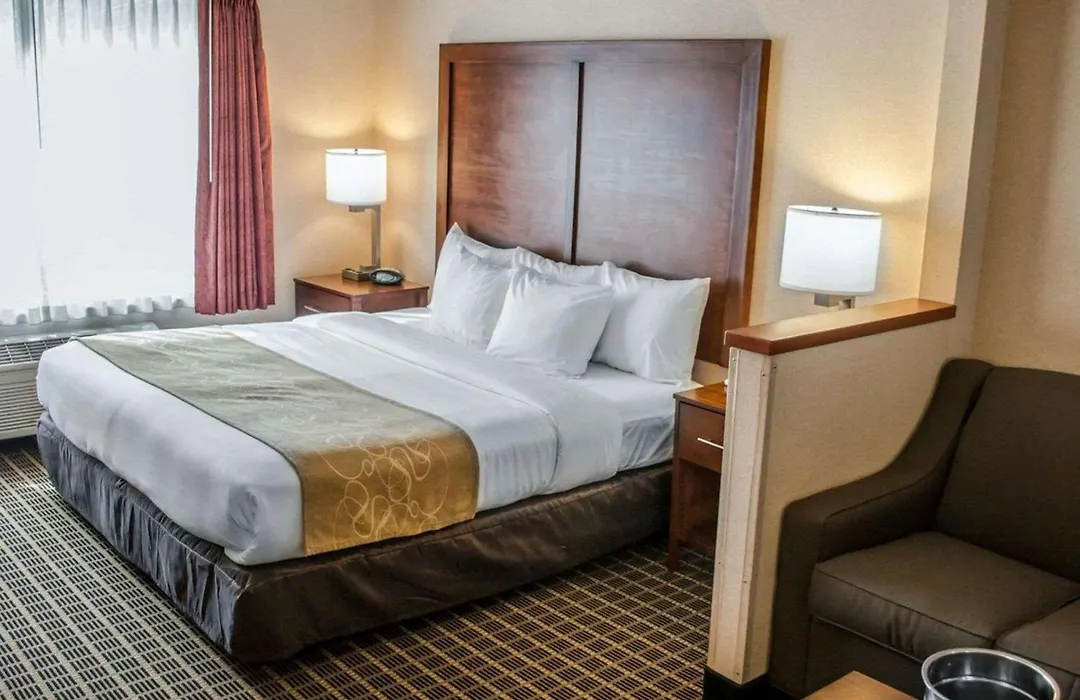 Comfort Suites Portland Southwest-1