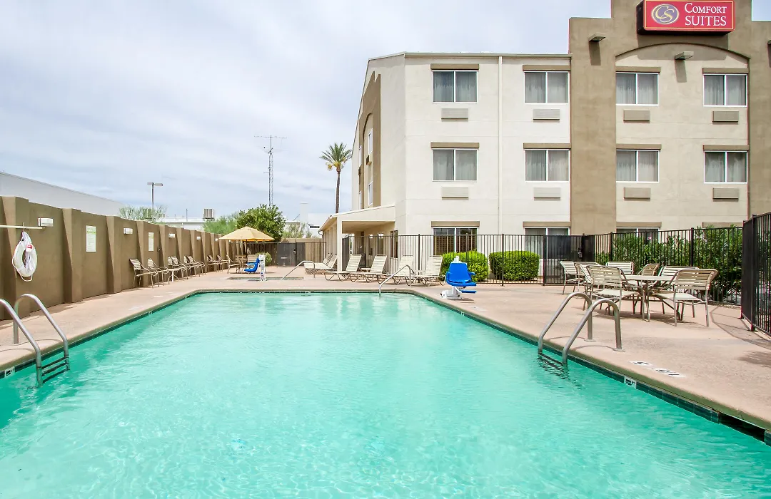 Comfort Suites At Tucson Mall-1