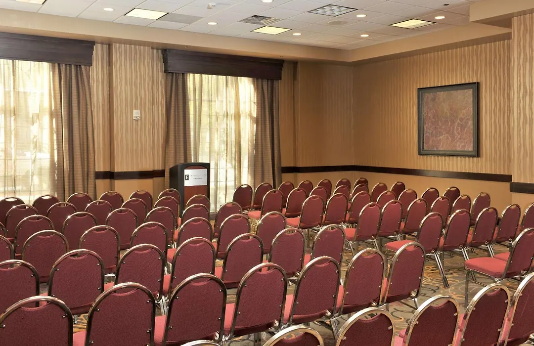 Embassy Suites Des Moines Downtown-1