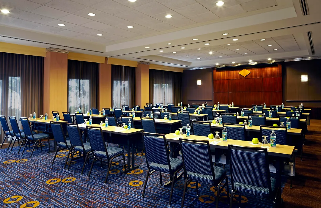 Courtyard By Marriott Los Angeles Lax / Century Boulevard-1