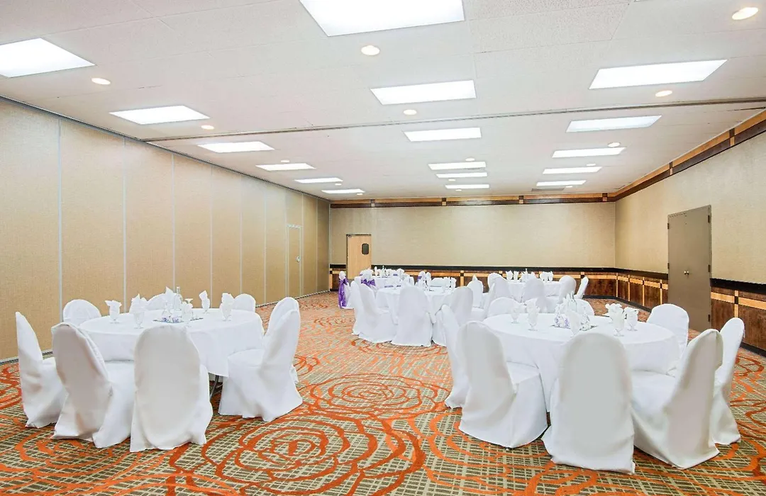 Red Lion Hotel Gillette-1