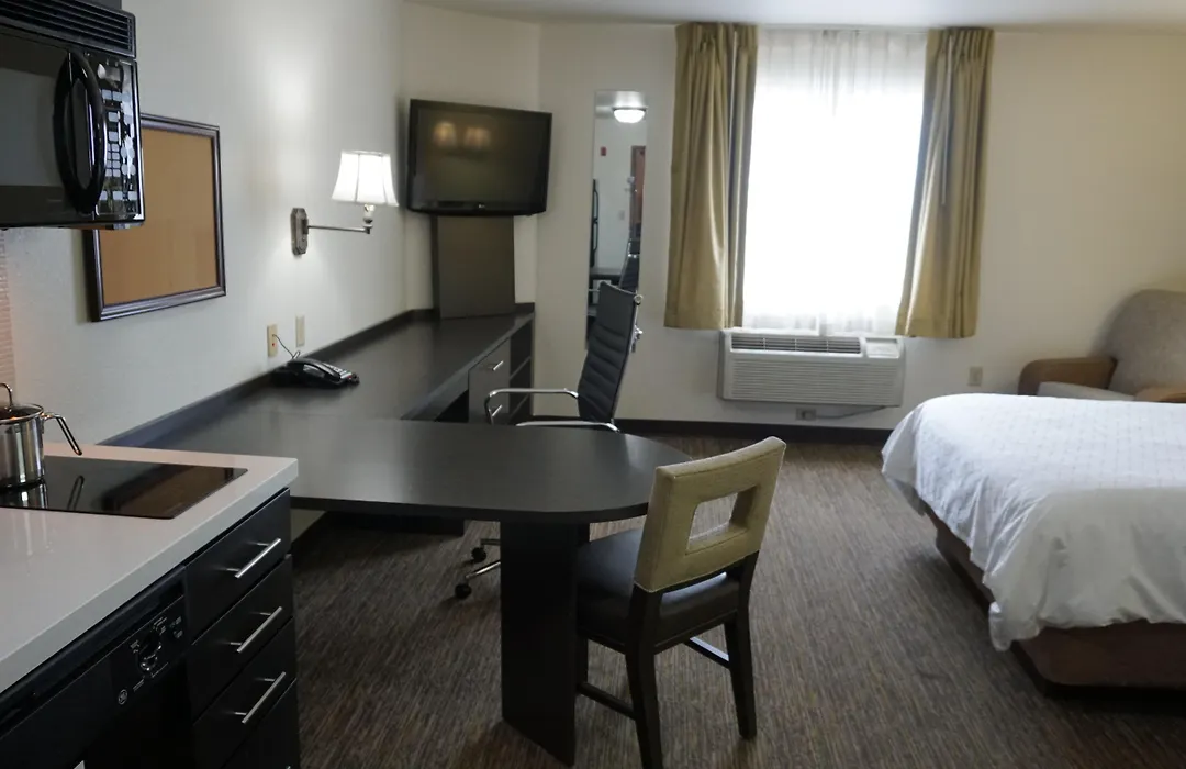 Candlewood Suites Tulsa-1