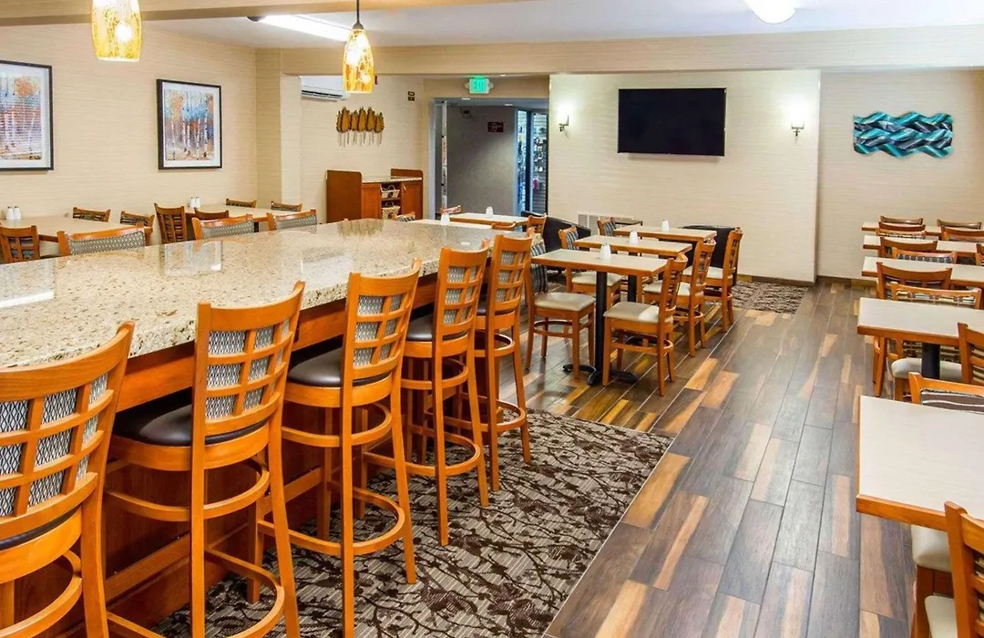 Quality Inn Oakwood-1
