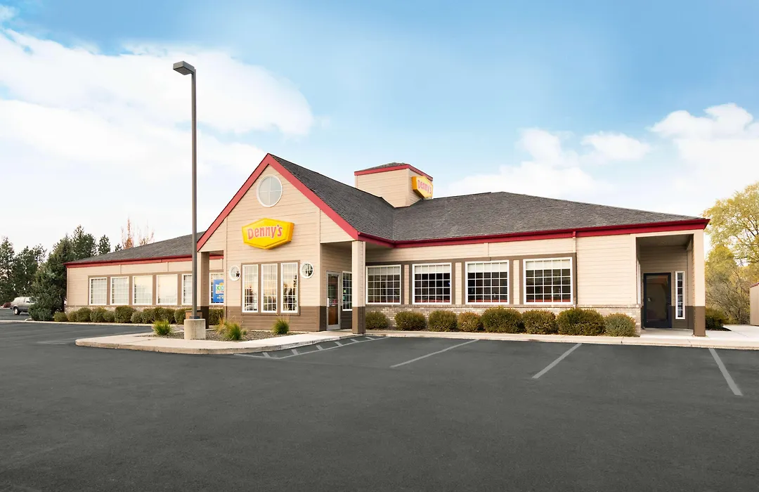 Best Western Plus Peppertree Airport Inn-1
