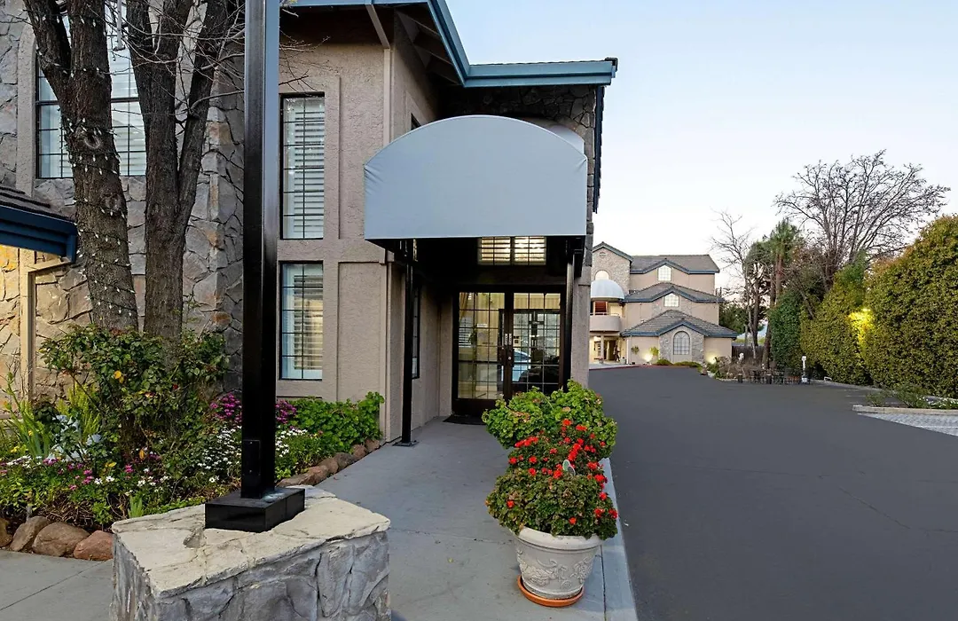 Clarion Inn Silicon Valley-1