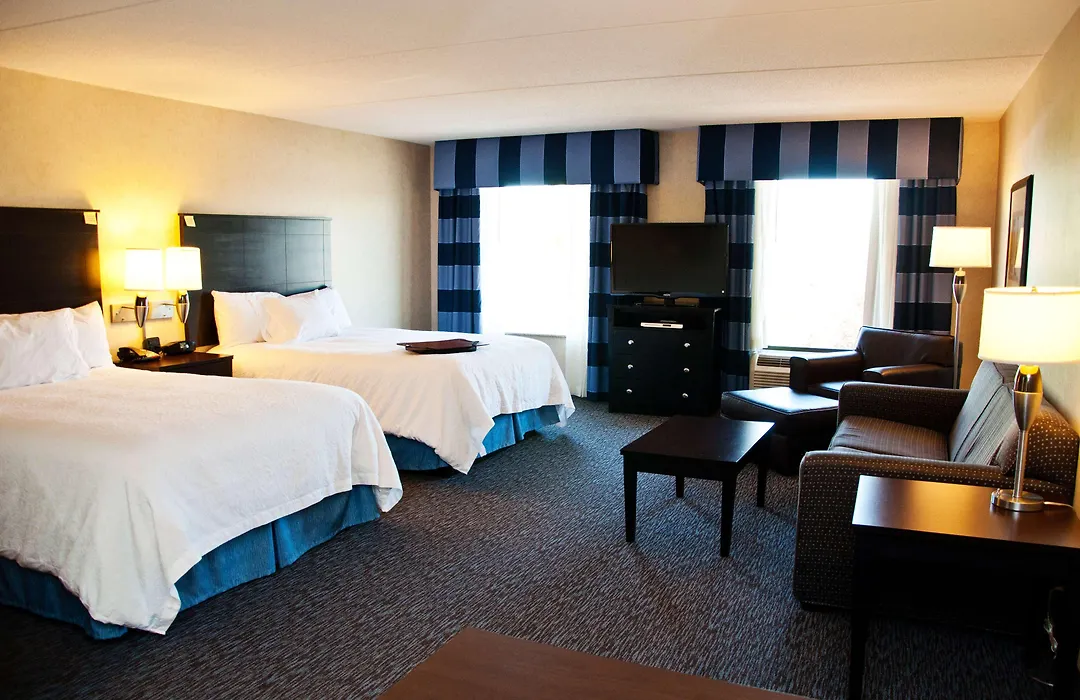 Hampton Inn Doylestown-1