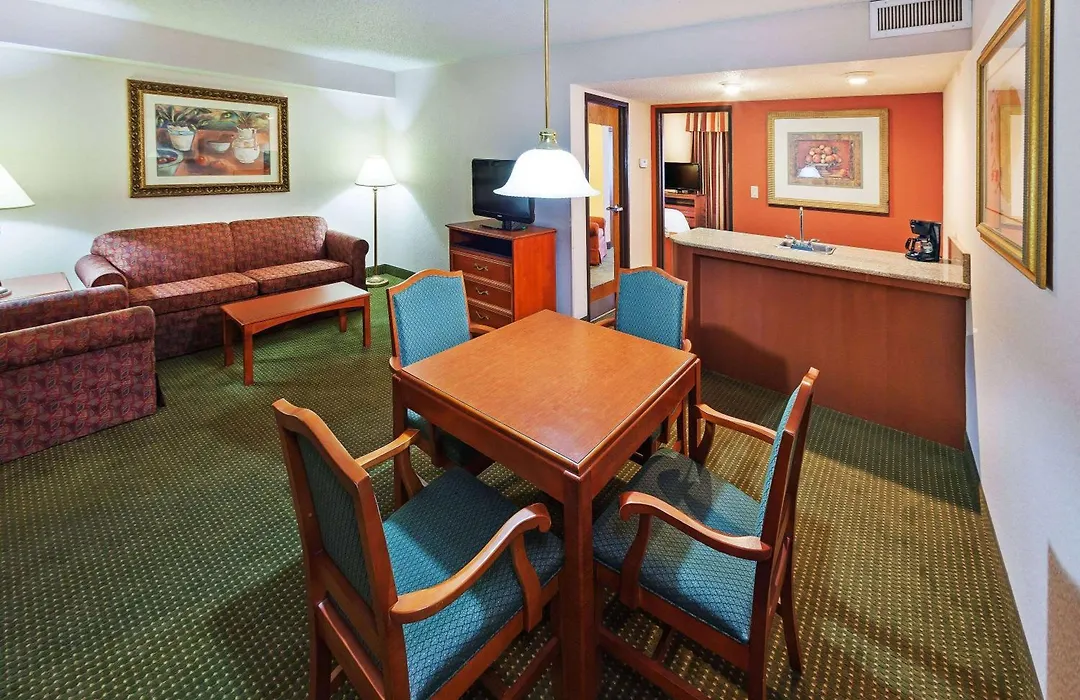 Americinn By Wyndham Omaha-1