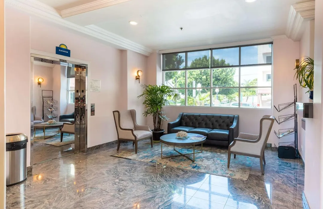 Days Inn By Wyndham Santa Monica-1