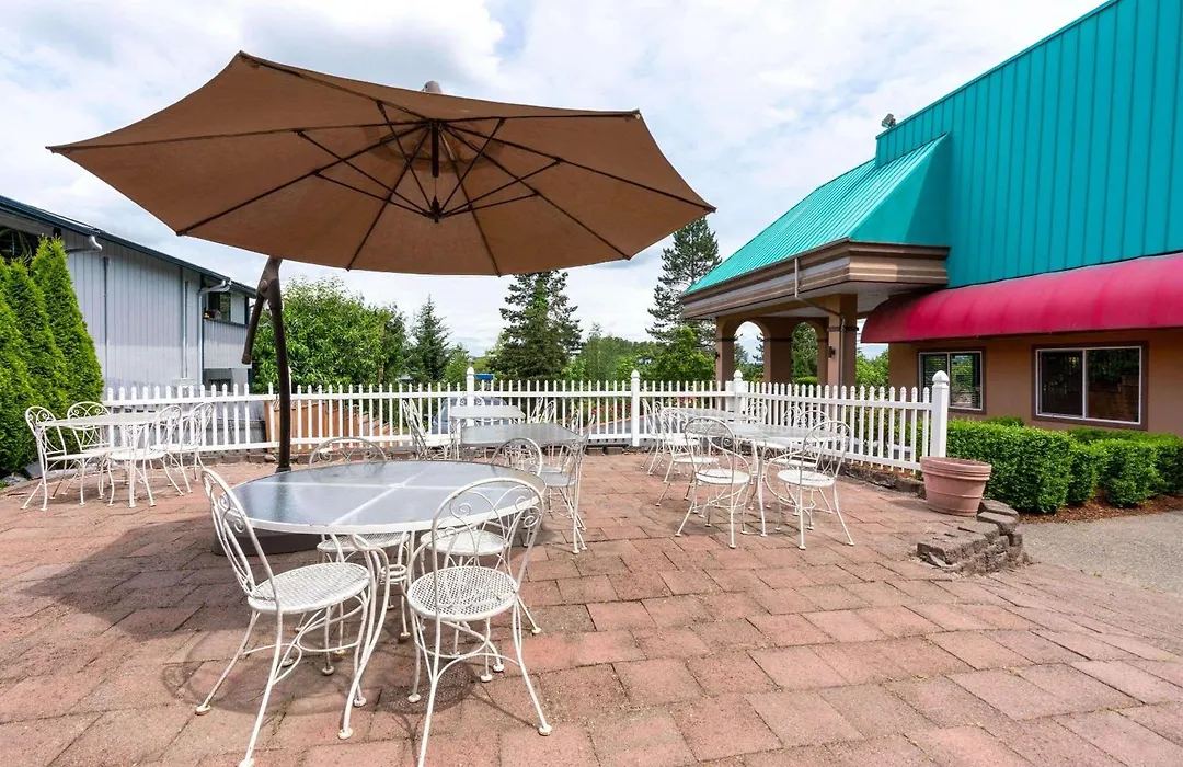 Sutton Suites Hotel-1